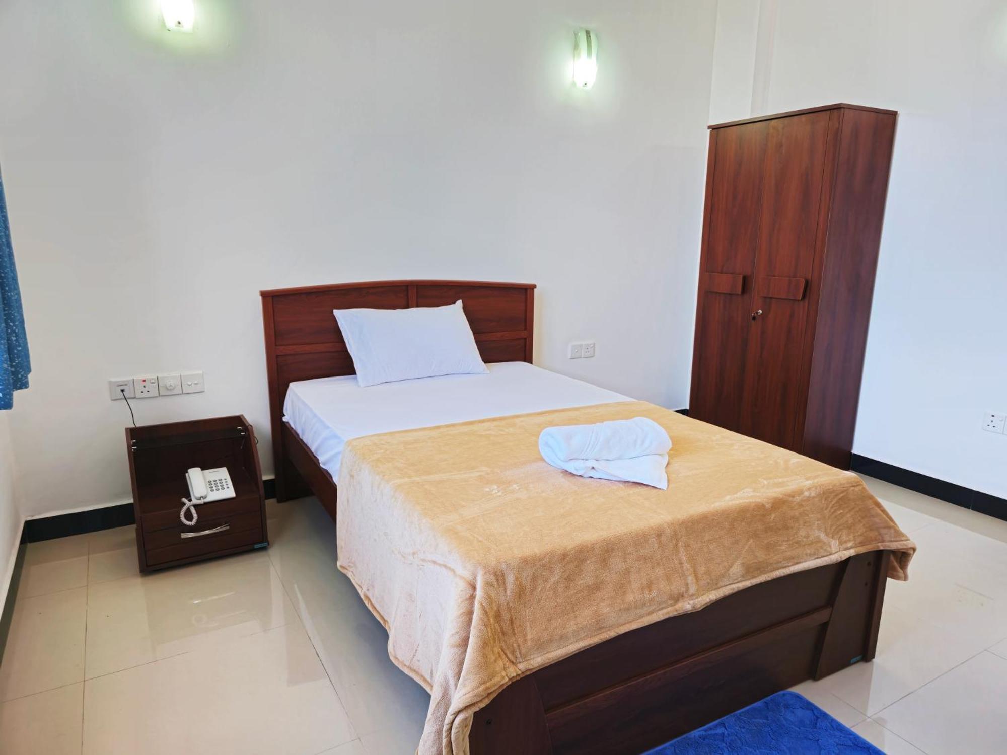 Hotel Marutham Kilinochchi Buitenkant foto