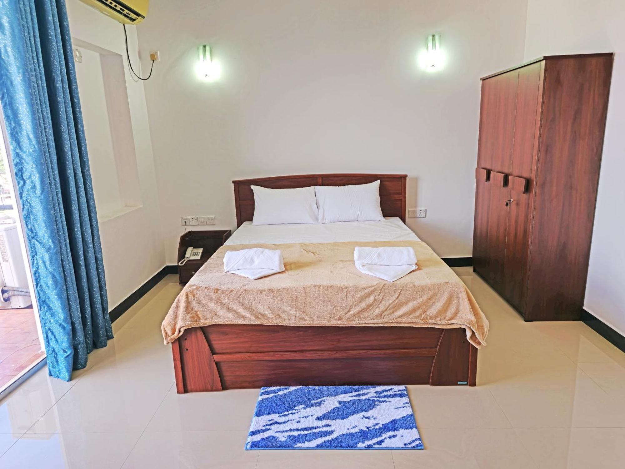 Hotel Marutham Kilinochchi Kamer foto