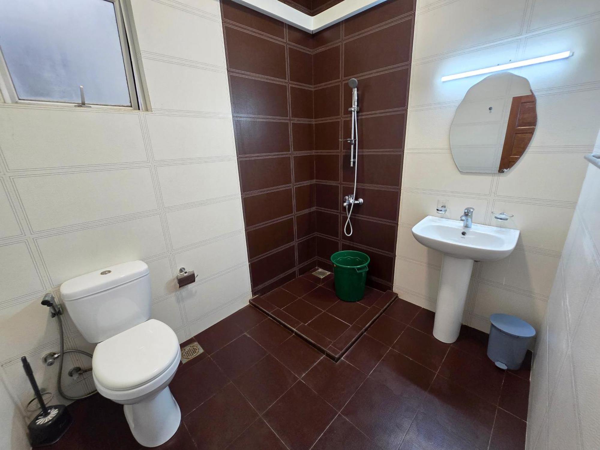Hotel Marutham Kilinochchi Kamer foto