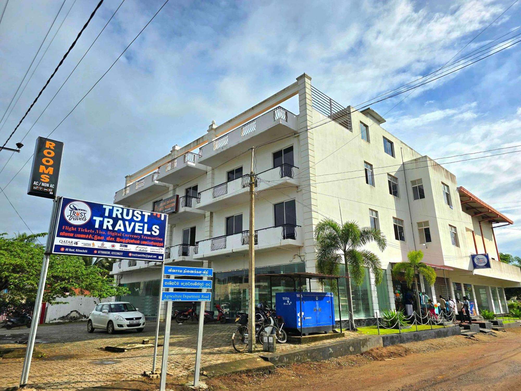 Hotel Marutham Kilinochchi Buitenkant foto